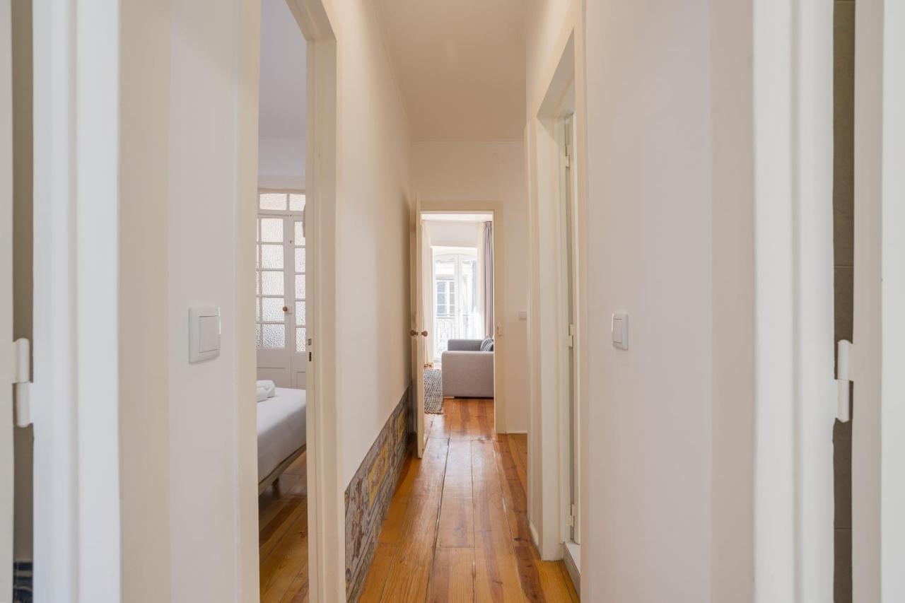 Hip & Renovated T.M. Flat In Bairro Alto Leilighet Lisboa Eksteriør bilde