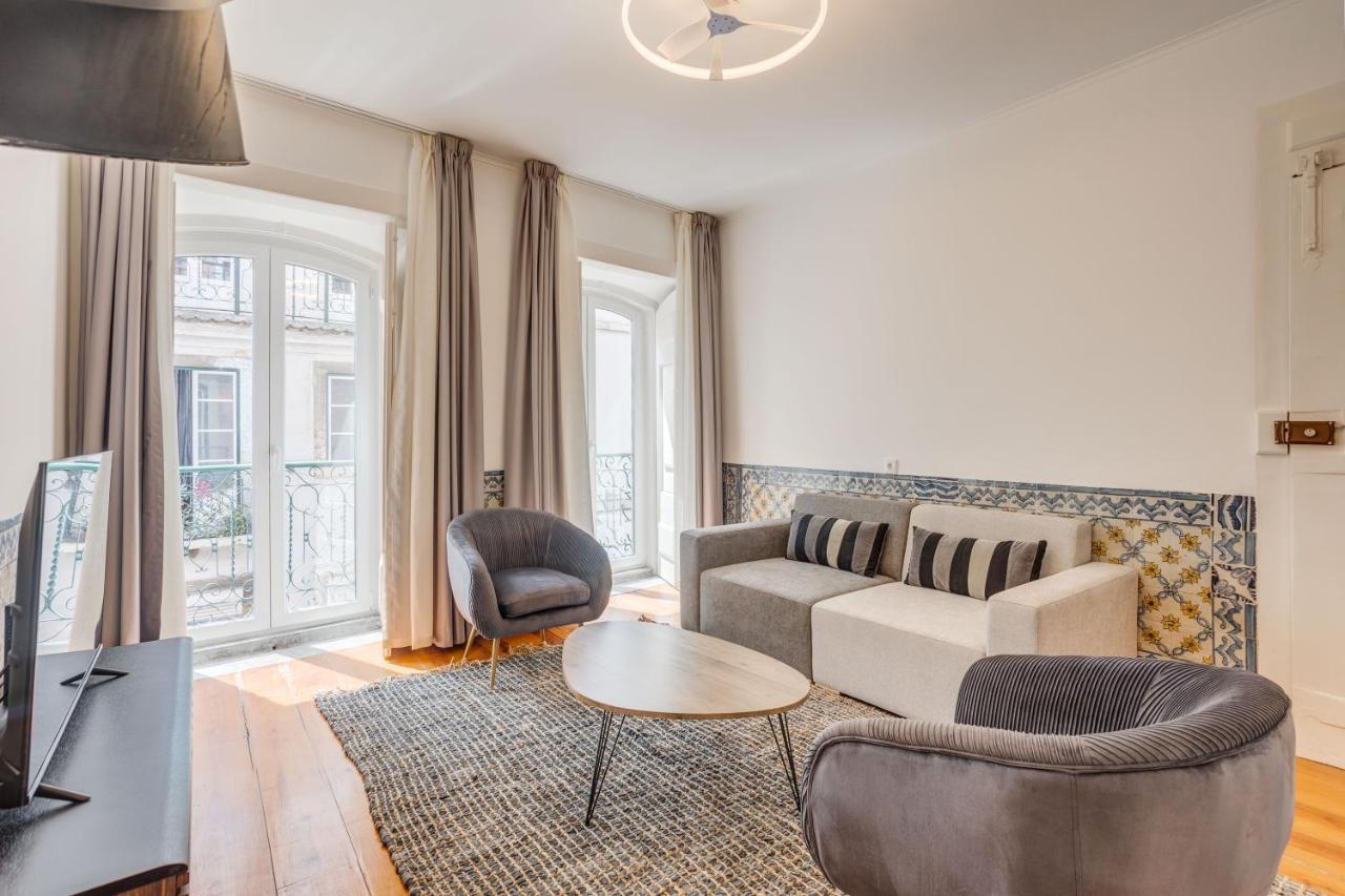 Hip & Renovated T.M. Flat In Bairro Alto Leilighet Lisboa Eksteriør bilde